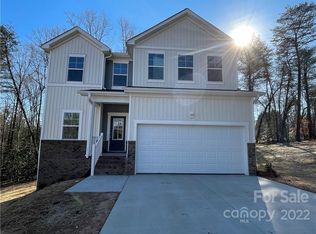 100 Birchwood Dr #7, Morganton, NC 28655