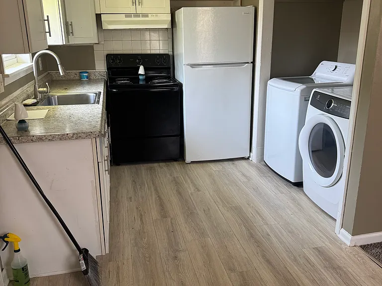 2555 Pollack Ave #2555 — Photo 7