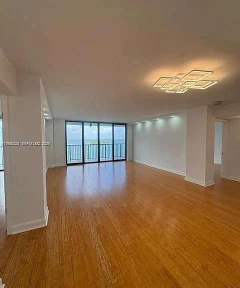 801 N Venetian Dr #1103 — Photo 14