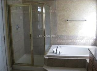 10071 Gold Thorn St, Las Vegas, NV 89183
