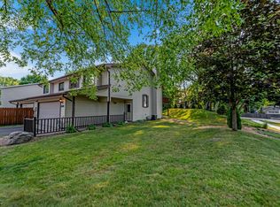 19199 Twilight Trl, Eden Prairie, MN 55346