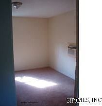 4th image of 2027 Cleveland Blvd