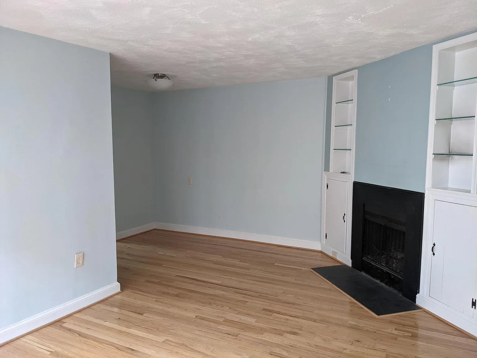 2604 Tunlaw Rd NW APT 3 photo 1