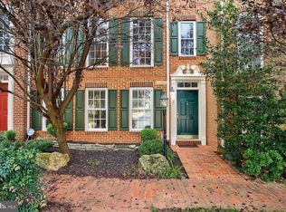43805 Water Bay Ter, Leesburg, VA