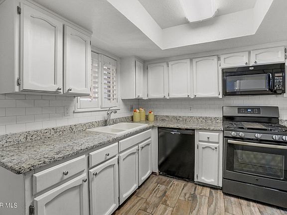 4th image of 6737 El Parque Dr
