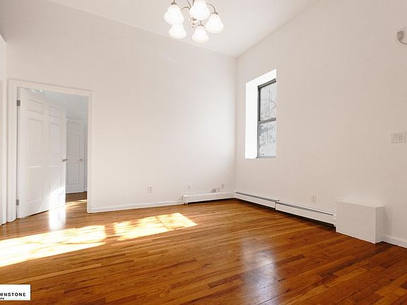 3rd image of 117 Carroll St #1
