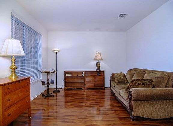 4th image of 12225 Macaroon Ln