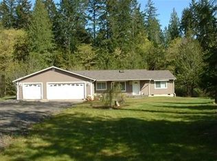 681 E Gills Cove Dr, Allyn, WA 98524