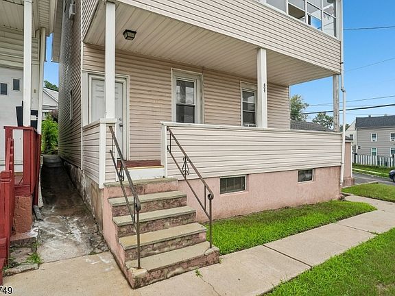 5th image of 409 N 8Th St