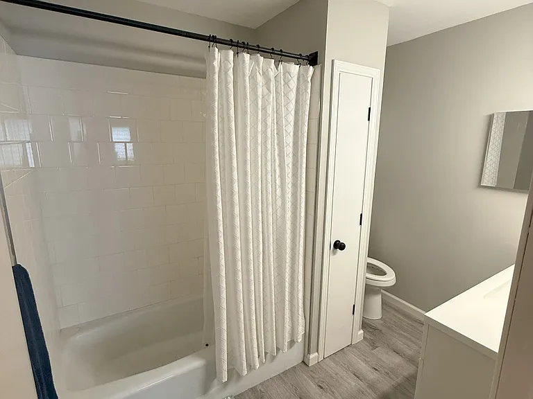 4614 Grand Ave NE #A — Photo 20