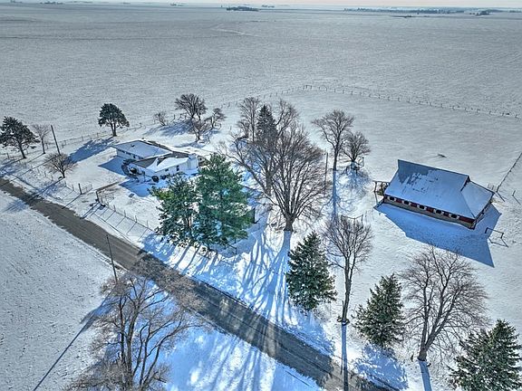 4th image of 107 County Road 2300n