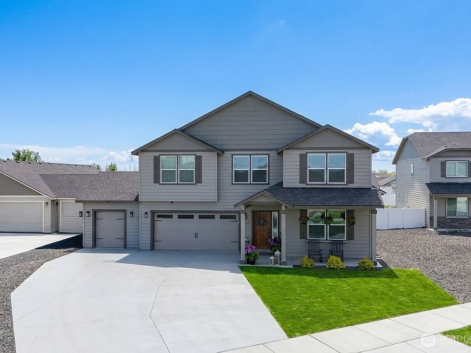 1st image of 4217 Cove West Drive