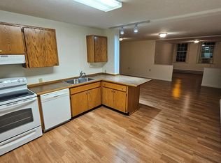 305 N 13th St #J, Franklin, PA 16323