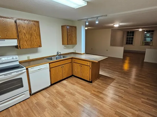 305 N 13th St #J, Franklin, PA 16323