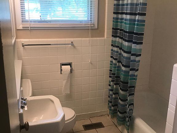 5th image of 1310 Kingston Dr