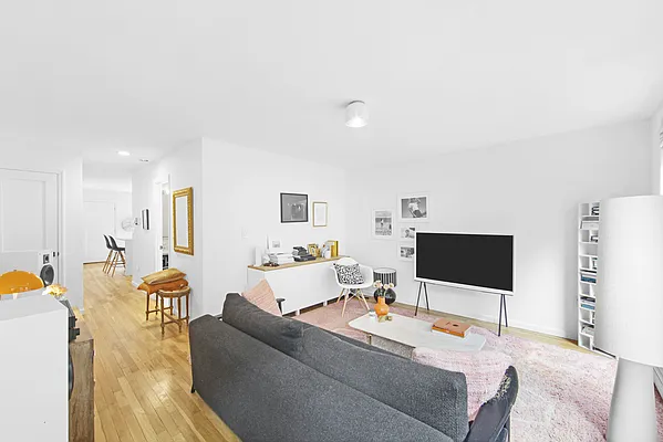 Rented by Douglas Elliman | media 15