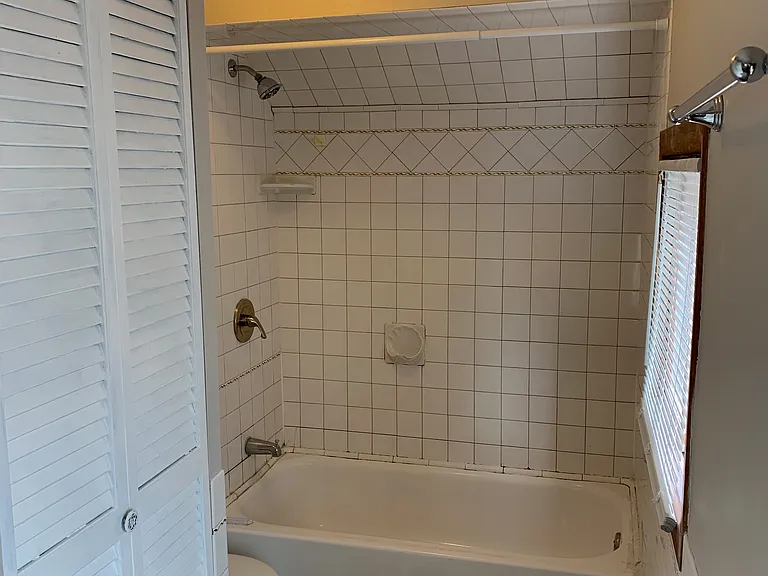421 N Dewey St #2 — Photo 11