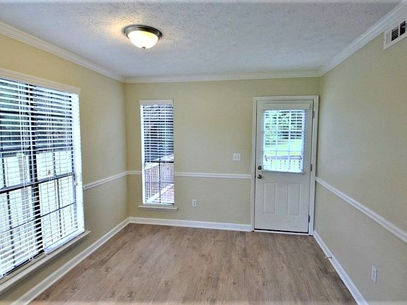 4th image of 4162 Creek Hollow Way