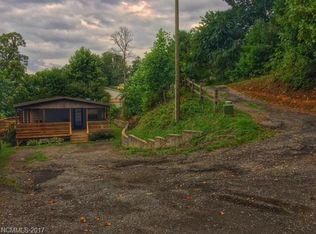 65 Forest Ridge Dr, Asheville, NC 28806