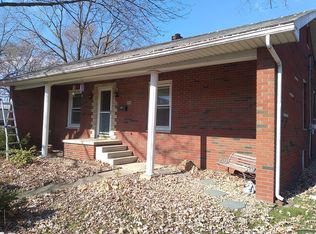 501 E 1st South St, Mount Olive, IL 62069