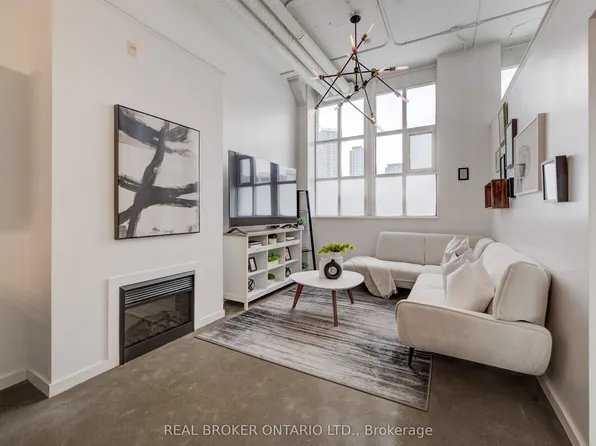 410 King St W #126, Kitchener, ON N2G 1C3