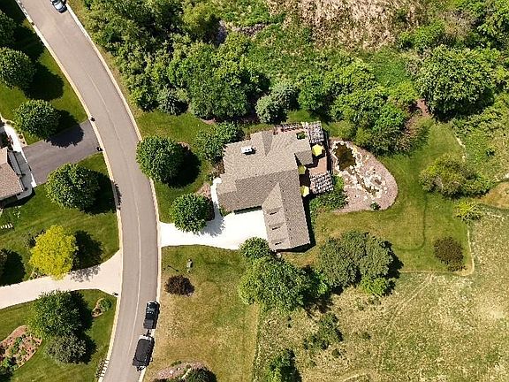 4th image of 25310 Willow Ct