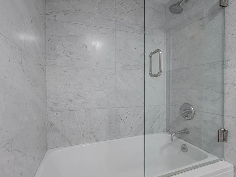7062 Hawthorn Ave — Photo 14