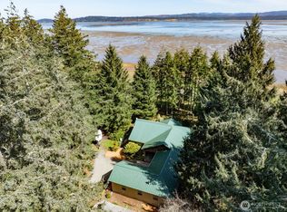 16820 Sandridge Rd, Long Beach, WA 98631