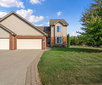 32120 Heavenly Ct #14, Warren, MI, 48092