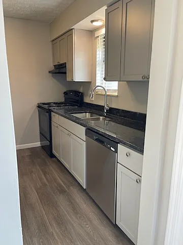 Summit Park Apartments — Photo 53