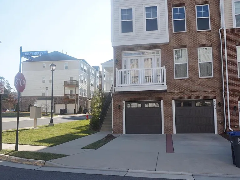 42281 Canary Grass Sq — Photo 3