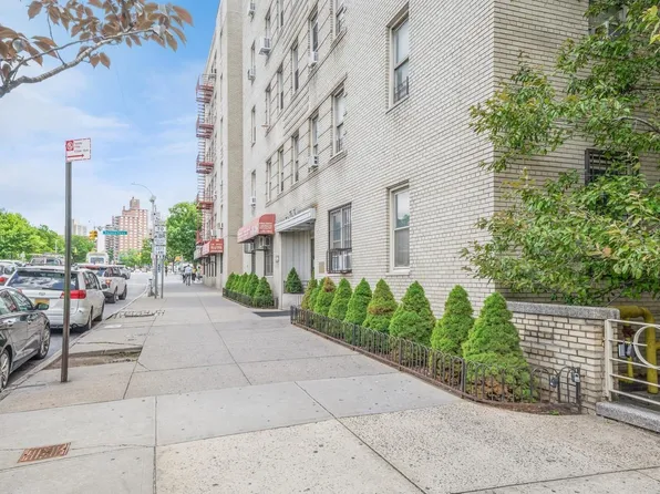 2190 Boston Road #1C, Bronx, NY 10462