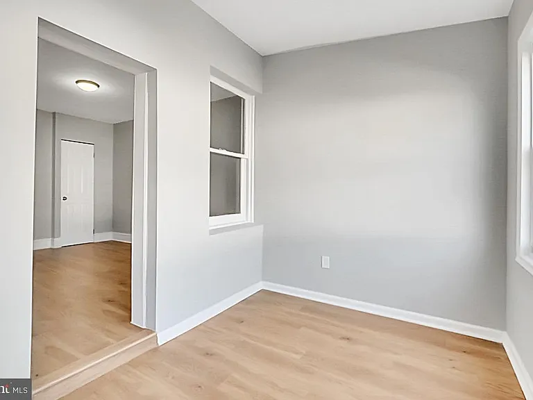 727 Otis Pl NW — Photo 20