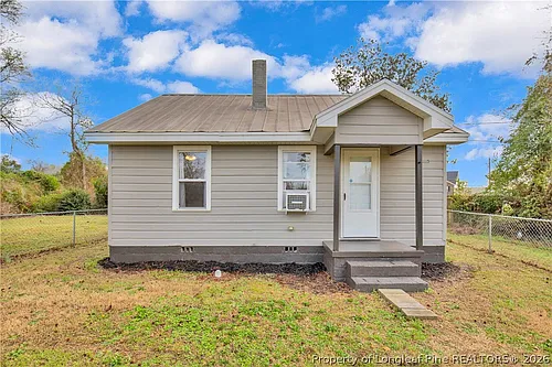 326 Hawley Ln Photo 1
