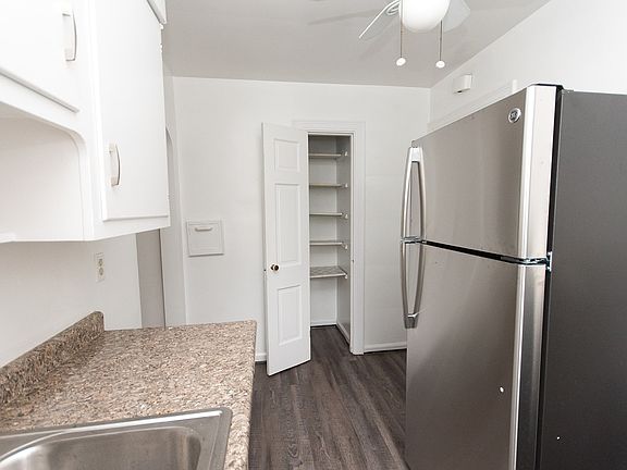 4th image of 1219 Delta Ave APT 4