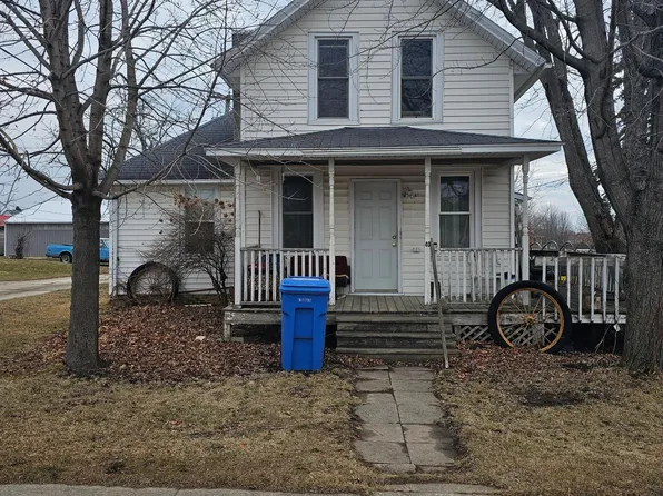 40 Linden St, Lewiston, MN 55952
