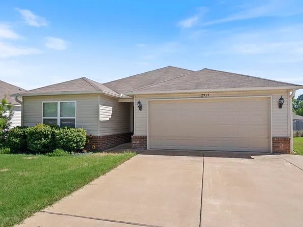 2925 Alderwood Dr, Conway, AR 72032