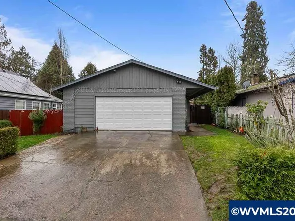 330 24th St SE, Salem, OR 97301