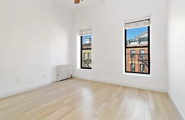 Rented by REAL New York | media 11