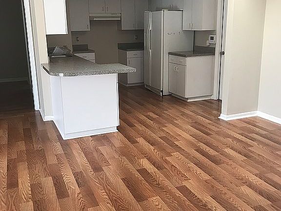 3rd image of 615 Hamilton Ave