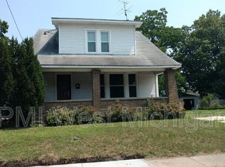 2124 Eastern Ave NE, Grand Rapids, MI 49505