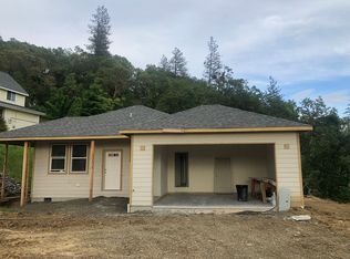 925 NE Ventura St, Roseburg, OR