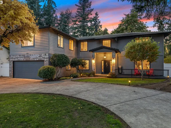 273 Amanda Ct, Oregon City, OR 97045