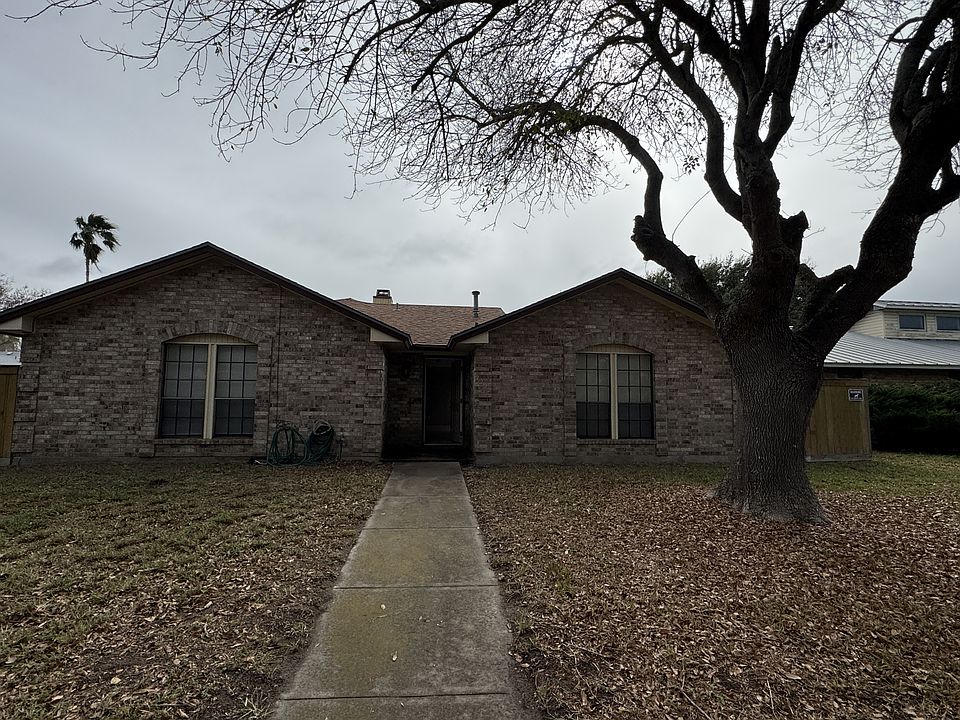 1st image of 2202 Alazan Dr