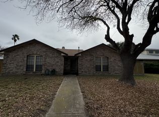 2202 Alazan Dr, Corpus Christi, TX 78418