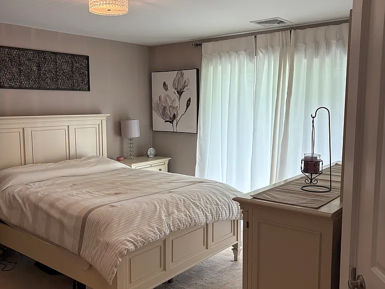 3205 Bluffs Dr S — Photo 19