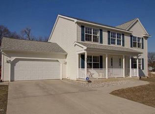 420 Ridgeline Rd, Springfield, MI 49037