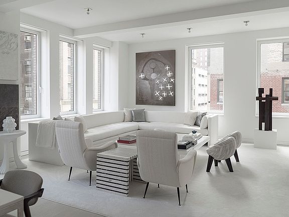 5th image of 252 W 30th St APT 4A