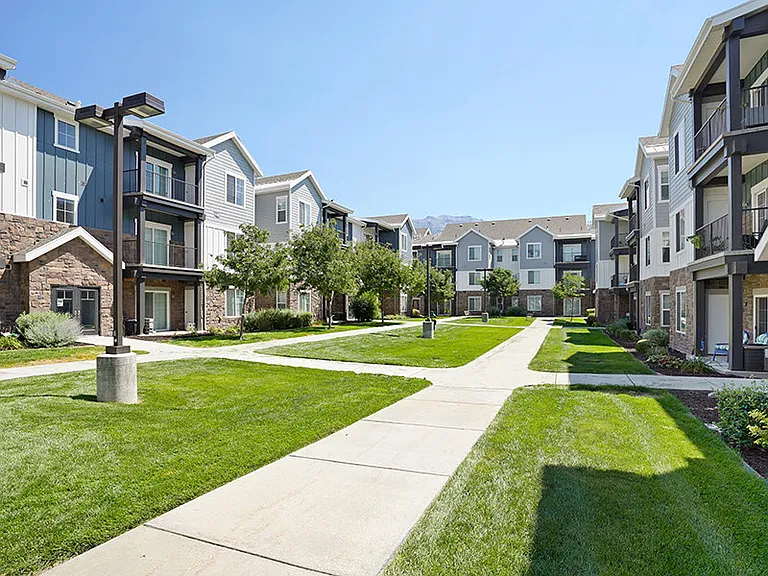 Viewpointe — Photo 21