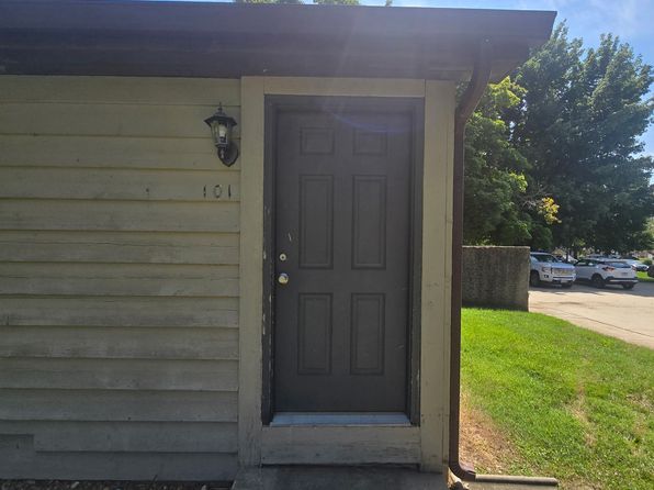 101 Village Dr #101